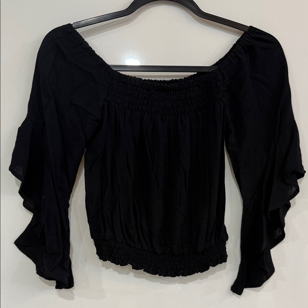 Chic Black Ruffled Women's Blouse
